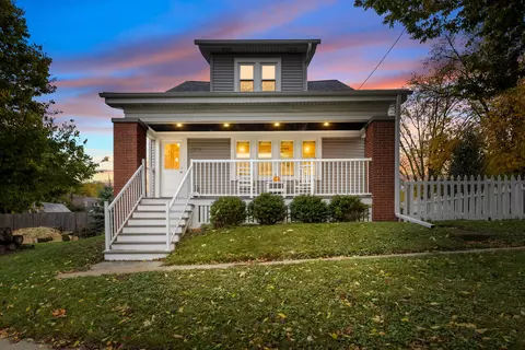 3124 S Ellen, Milwaukee, WI 53207