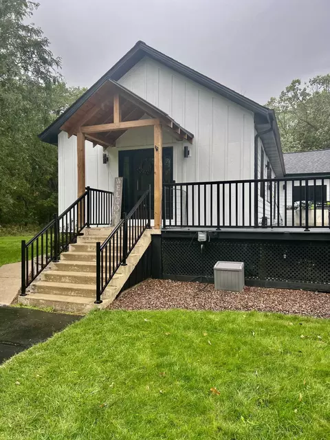 w286n2091 Angela, Delafield, WI 53072