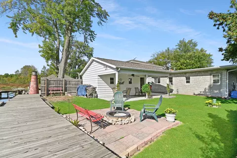 w8147 Elm Point Road, Lake Mills, WI 53551