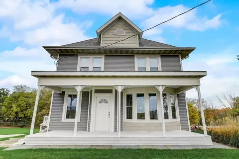 4636 S Racine, New Berlin, WI 53146