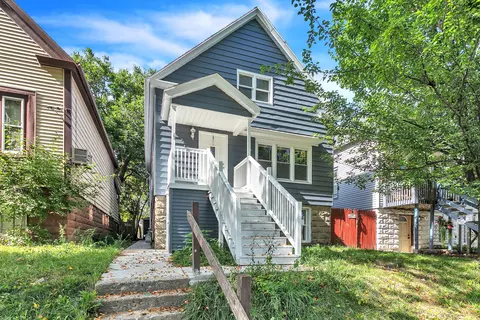 2643 S 3rd, Milwaukee, WI 53207