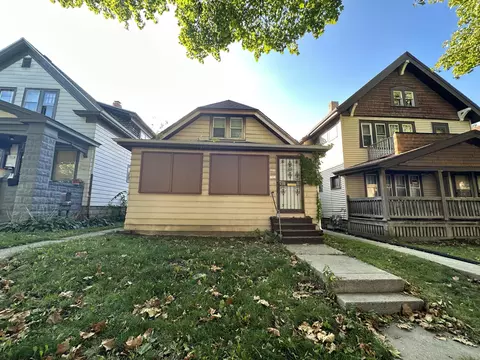 3319 N 16th, Milwaukee, WI 53206