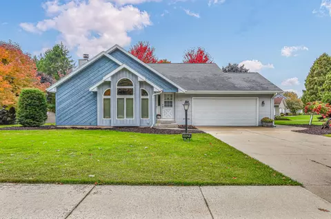 4525 Broadway, Manitowoc, WI 54220