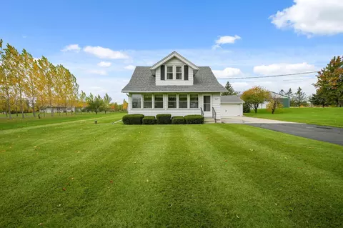 2707 43rd, Raymond, WI 53108