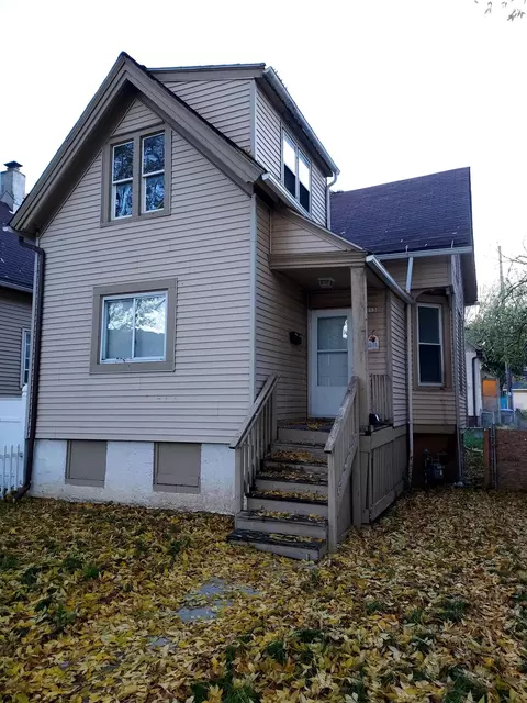 1130 S 19th #1130A, Milwaukee, WI 53204