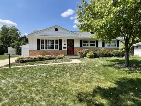 403 Sonya, Waukesha, WI 53188