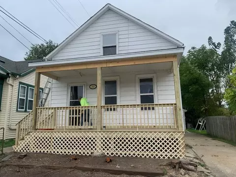 313 Barker, Racine, WI 53402