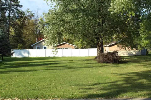 L5315-5319 Eau Claire, Bloomfield, WI 53157