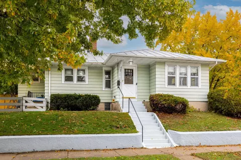829 Wall, La Crosse, WI 54603