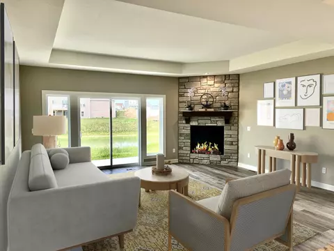 1556 Weston Rdg, Oconomowoc, WI 53066