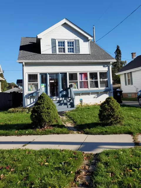 517 Shelley, Racine, WI 53405