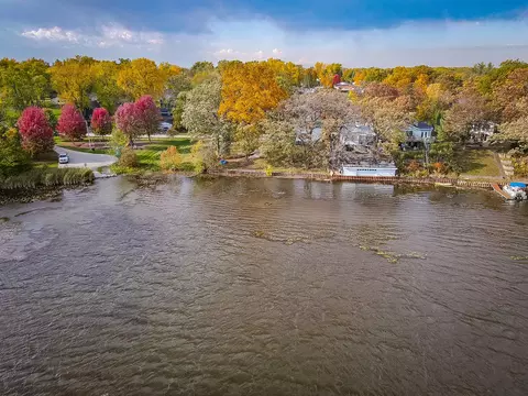 24311 64th, Paddock Lake, WI 53168