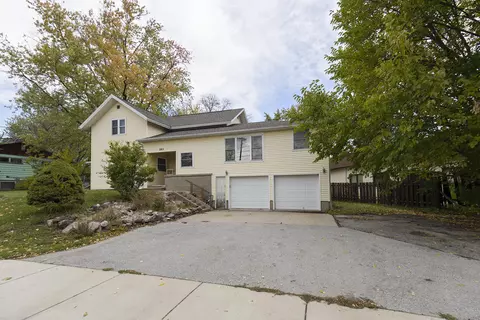 283 E Grant, Lake Mills, WI 53551