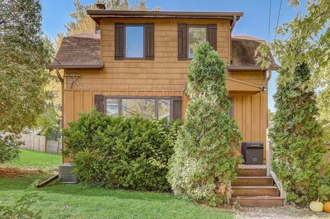 122 Caldwell, Waukesha, WI 53188