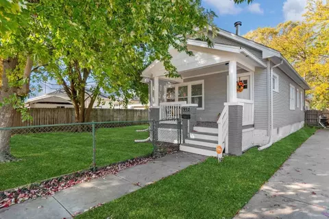 1952 Kearney, Racine, WI 53403