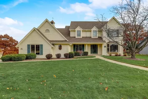 w168n5156 Stonefield, Menomonee Falls, WI 53051