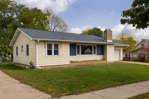 217 9th, Onalaska, WI 54650