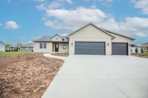 1407 Michigan, Oostburg, WI 53070