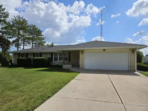 1531 Meadowlane, Mount Pleasant, WI 53406