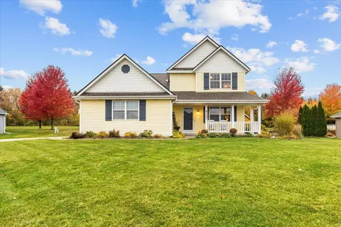 4133 Hidden Crk, Jackson, WI 53037