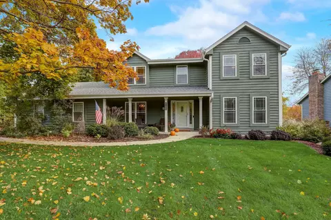 w276n2650 Lily, Pewaukee, WI 53072