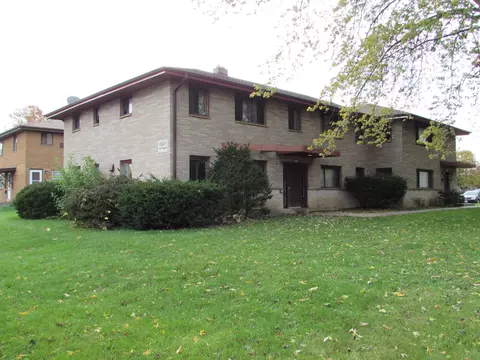5033 S 13th #5035, Milwaukee, WI 53221
