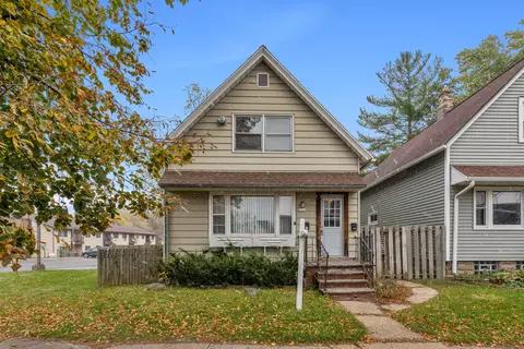 3240 N Dousman #A, Milwaukee, WI 53212