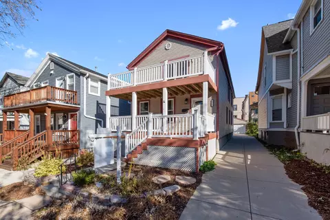 1526 N Cass, Milwaukee, WI 53202