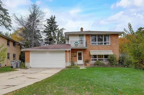 6593 N 73rd #6595, Milwaukee, WI 53223