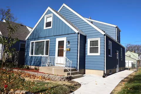 6706 W Cleveland, Milwaukee, WI 53219