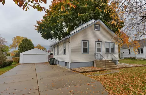 1803 Kremer, Racine, WI 53402