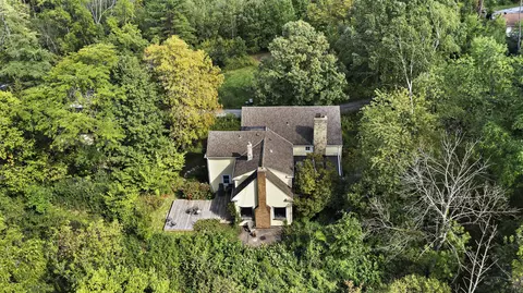 8365 N Pelican, River Hills, WI 53217