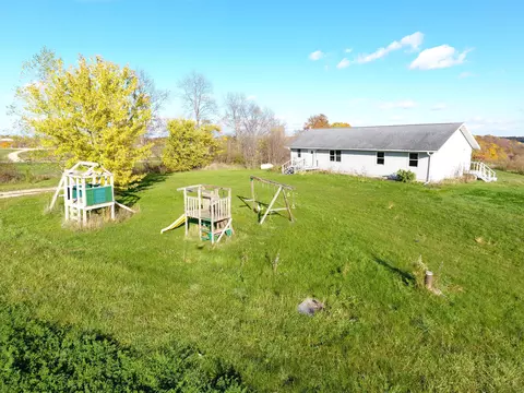 17147 Thirteen, La Farge, WI 54639