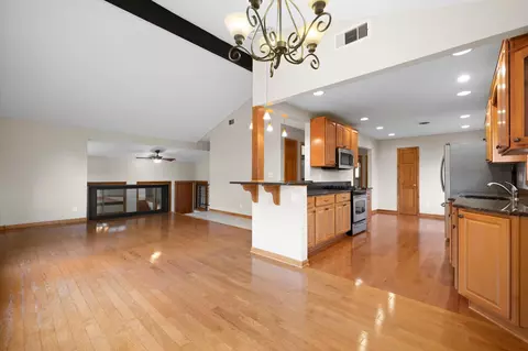 18616 W Lookout, New Berlin, WI 53146