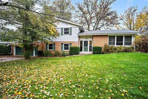 s83w22850 Martin, Big Bend, WI 53103