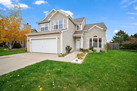 6856 S Crane, Oak Creek, WI 53154