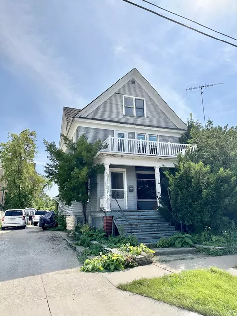 86 E 1st, Fond Du Lac, WI 54935