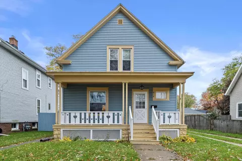 818 Belmont, Racine, WI 53405