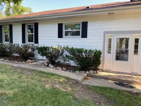 12105 217th, Bristol, WI 53104
