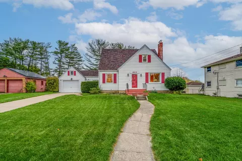 4915 40th, Kenosha, WI 53144