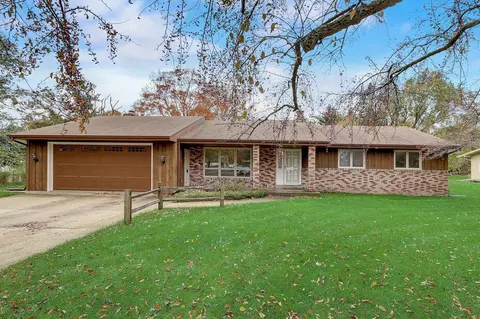 233 4 Mile, Wind Point, WI 53402