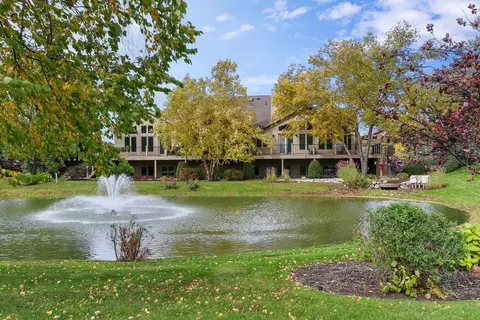 627 Trevino #54-07, Geneva, WI 53147