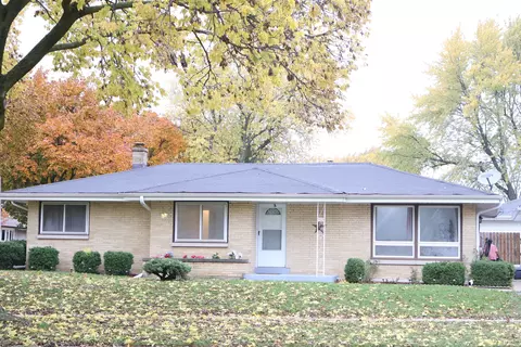 3320 W Parnell, Milwaukee, WI 53221