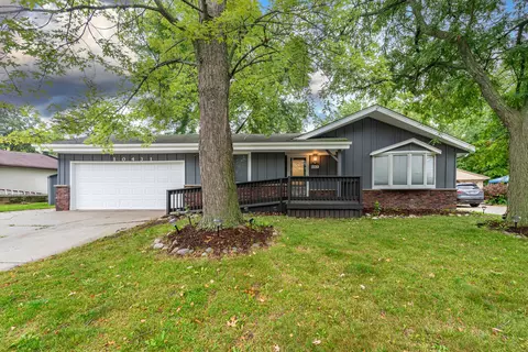 10431 W Fairlane, Milwaukee, WI 53224