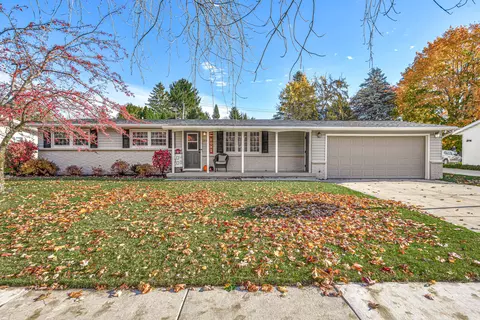 1415 Kellner, Manitowoc, WI 54220