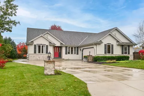 937 W Riverside, Oak Creek, WI 53154