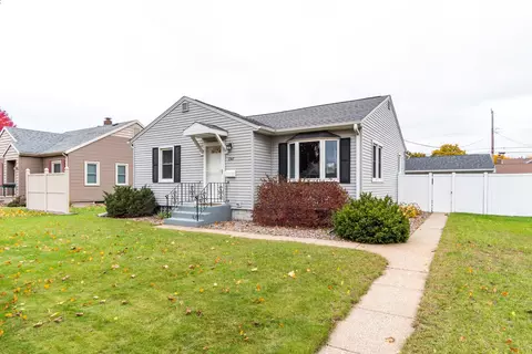 2147 Redfield, La Crosse, WI 54601