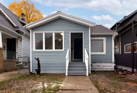 2422 N 53rd, Milwaukee, WI 53210