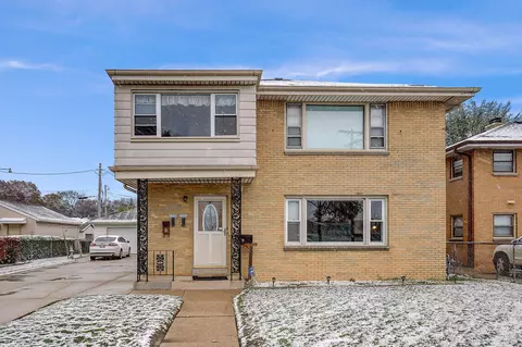 3006 W Ruskin #3008, Milwaukee, WI 53215