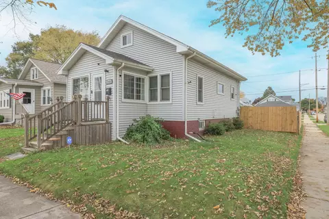 1951 West, Racine, WI 53403